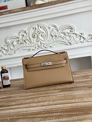 Hermès Kelly Pochette Rouge HM0155 Size 21x12x6cm - 2