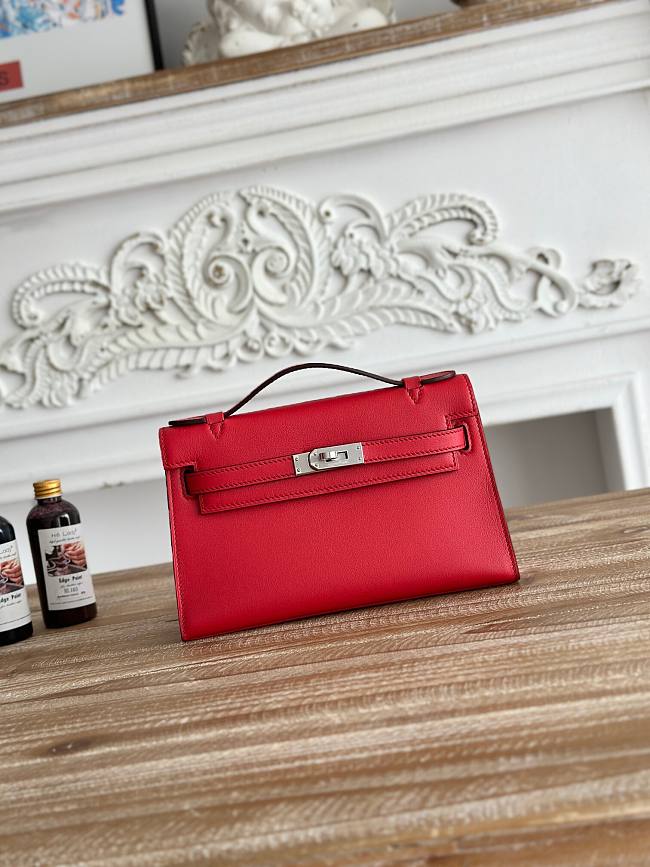Hermès Kelly Pochette Rouge HM0157 Size 21x12x6cm - 1