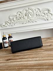 Hermès Kelly Pochette Rouge HM0158 Size 21x12x6cm - 2