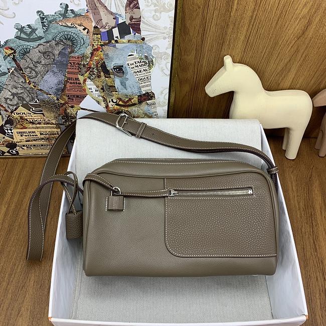 Hermès Nouveau On Boby Bag HM8011 Size 29cm - 1