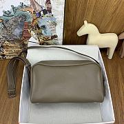 Hermès Nouveau On Boby Bag HM8011 Size 29cm - 5