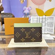 Louis Vuitton Card Holder LVP366 Size 11x1x7cm - 5