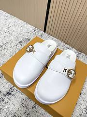 Louis Vuitton Monogram Clogs LV3103 - 5