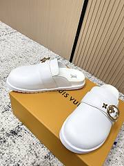 Louis Vuitton Monogram Clogs LV3103 - 2