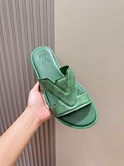 Louis Vuitton Slides Code LV3663 - 4