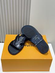 Louis Vuitton Slides Code LV3664 - 4
