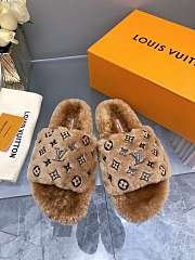 Louis Vuitton Slides LV3002 - 2