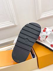 Louis Vuitton Slides LV3011 - 6