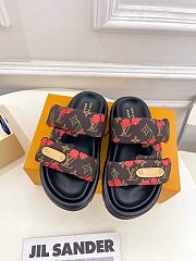 Louis Vuitton Slides LV3012 - 1