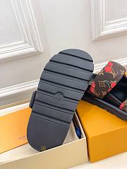 Louis Vuitton Slides LV3012 - 6