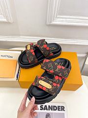 Louis Vuitton Slides LV3012 - 4
