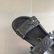 Louis Vuitton Slides LV3216 - 6