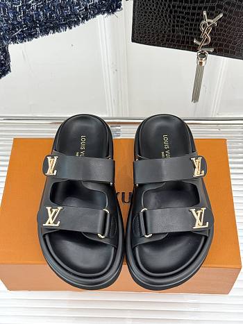 Louis Vuitton Slides LV6106