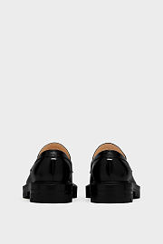 Maison Margiela Tabi Loafers Black  - 6