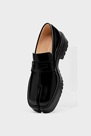 Maison Margiela Tabi Loafers Black  - 5