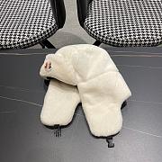 Moncler Beanie Code CAP566 - 1
