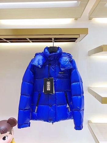 Moncler Down Jacket Code AC302