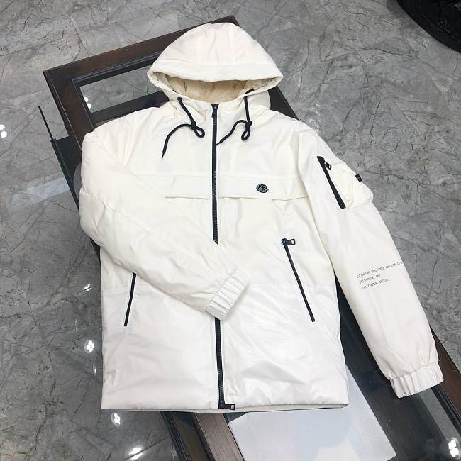 Moncler Down Jacket Code AC852 - 1