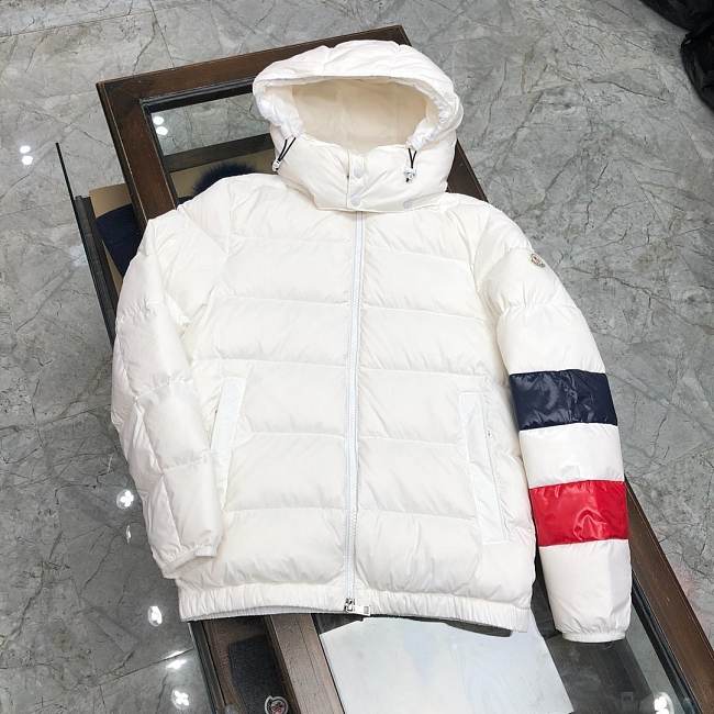 Moncler Down Jacket Code AC1080       - 1