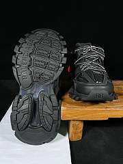 Balenciaga Track Trainers Black (LED Version) 542436 W1GB1 1000 - 3