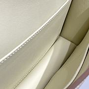 Hermès Underarm Messenger Bag HM2307 Size 26x16x6cm - 4