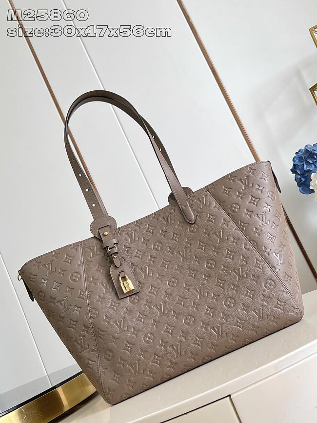 Louis Vuitton M25860 Tote Bag 30×17×56cm - 1