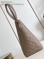 Louis Vuitton M25860 Tote Bag 30×17×56cm - 6