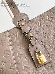 Louis Vuitton M25860 Tote Bag 30×17×56cm - 5