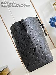 Louis Vuitton M25861 Tote Bag 30×17×56cm - 2