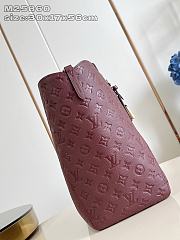 Louis Vuitton M25862 Tote Bag 30×17×56cm - 6