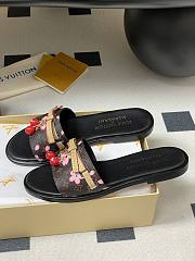 Louis Vuitton Women's Slides LV3117 - 2