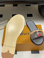 Louis Vuitton Women's Slides LV4110 - 2