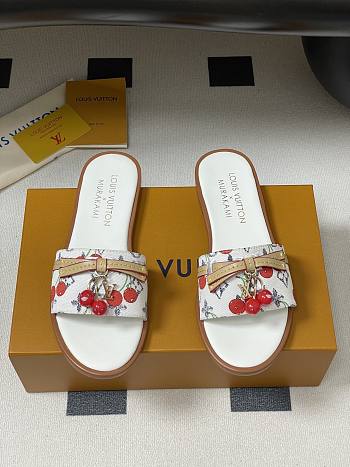 Louis Vuitton Women's Slides LV4114
