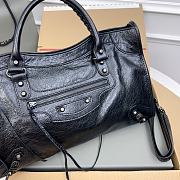 Balenciaga Cyclamen Leather B525 Size 38x25x14cm - 2