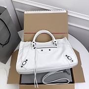 Balenciaga Cyclamen Leather B526 Size 38x25x14cm - 3