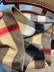 BURBERRY SCARF 231025J Size 35x200xcm - 4