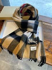 BURBERRY SCARF 231025J Size 35x200xcm - 2