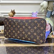 LV x YK Neverfull Bag M77412 Size 32x28x14cm - 6