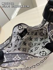 LV Circle Bag M2220 Size 23x13x6cm - 4