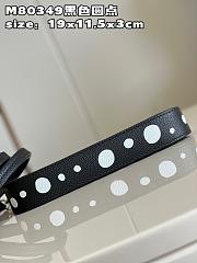 LV Easy Pouch On Strap Bag M80349 Size 19x11x3cm - 5