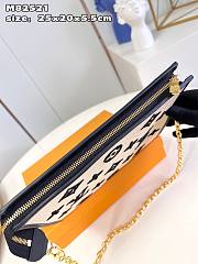 LV Toiletry Pouch On Chain Bag M2301 Size 25x20x5cm - 5