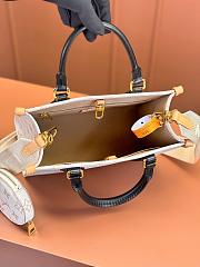 LV OnTheGo Bag M02580 Size 25x19x11cm - 6