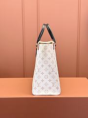 LV OnTheGo Bag M02680 Size 35x27x14cm - 4