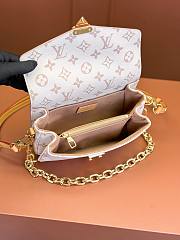 LV Pochette Métis East West Bag M9220 Size 21x13x6cm - 3