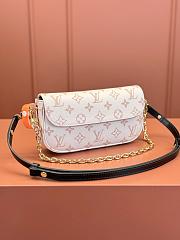 LV Wallet on Chain Ivy Bag M8870 Size 23x12x4cm - 2