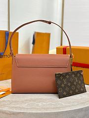 LV Low Key Messenger Bag M1210 Size 30x18x12cm - 3