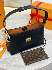 LV Low Key Messenger Bag M1211 Size 30x18x12cm - 3