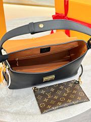 LV Low Key Messenger Bag M1211 Size 30x18x12cm - 2
