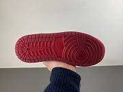 Air Jordan 1 Low SE Valentine's Day (2026) IB7012-600 - 3