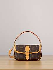Louis Vuitton Handbag Diane M45985 24x15x9cm - 5